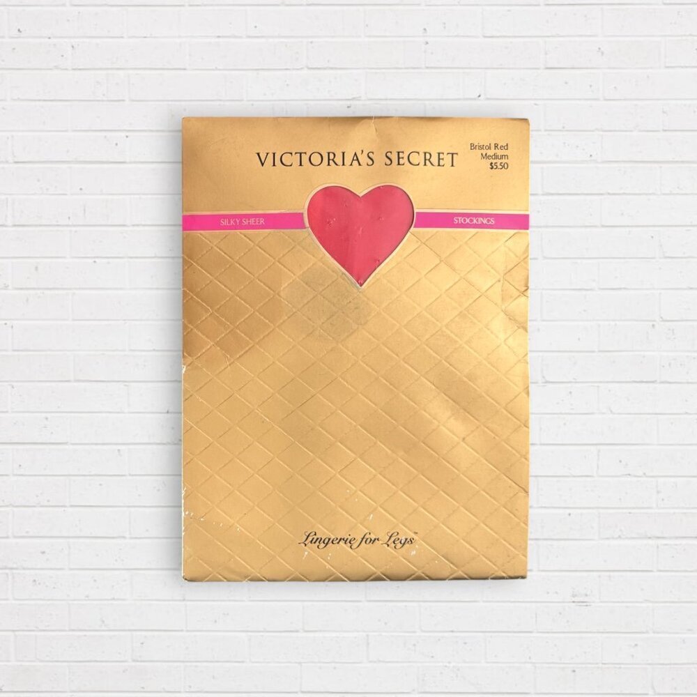 Victoria’s Secret Silky Sheer Stockings Bristol Red Medium Vintage NWT 1990s